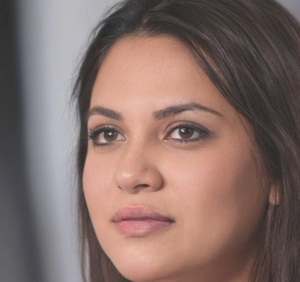 Преподаватель Изабелла Коррейя